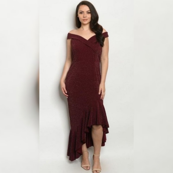 Dresses & Skirts - ***SOLD***BURGUNDY PLUS SIZE DRESS with glitter-